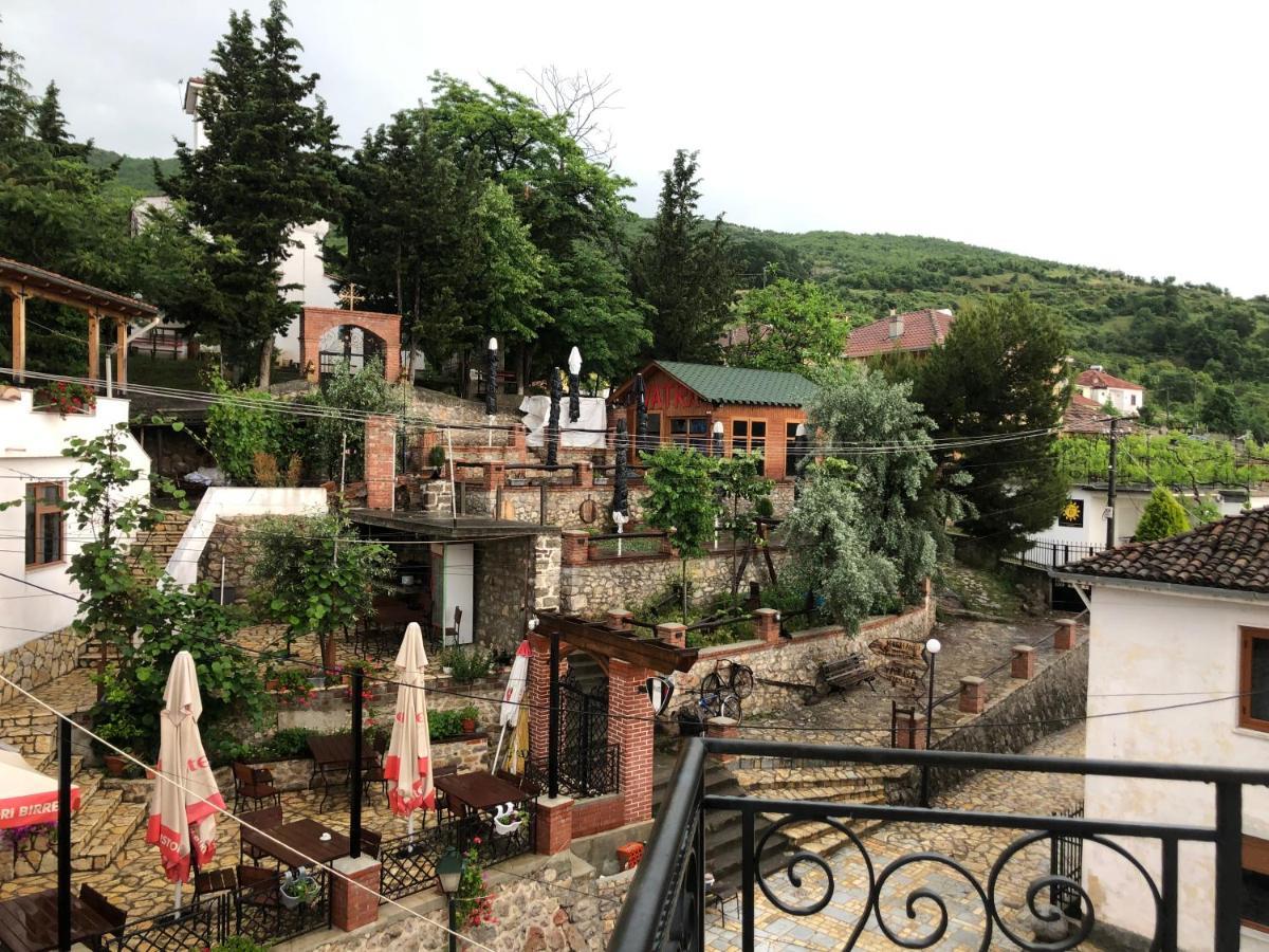 Vila Ilo Tushemisht Exteriér fotografie