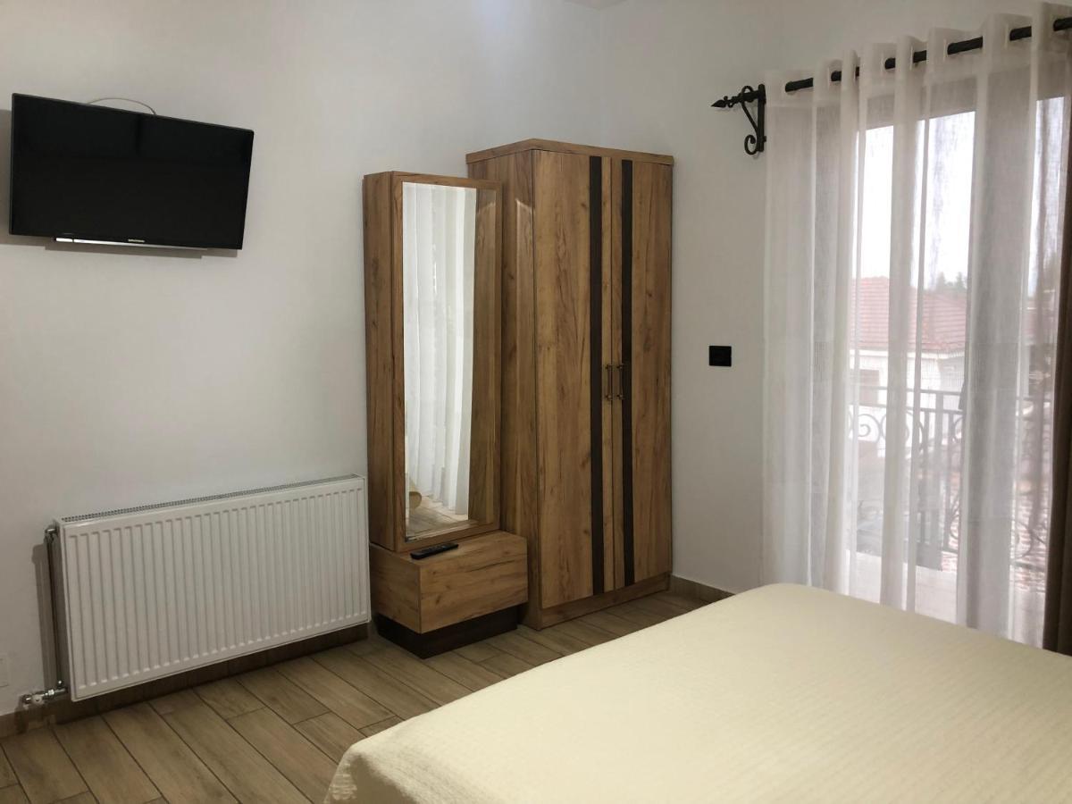 Vila Ilo Tushemisht Exteriér fotografie